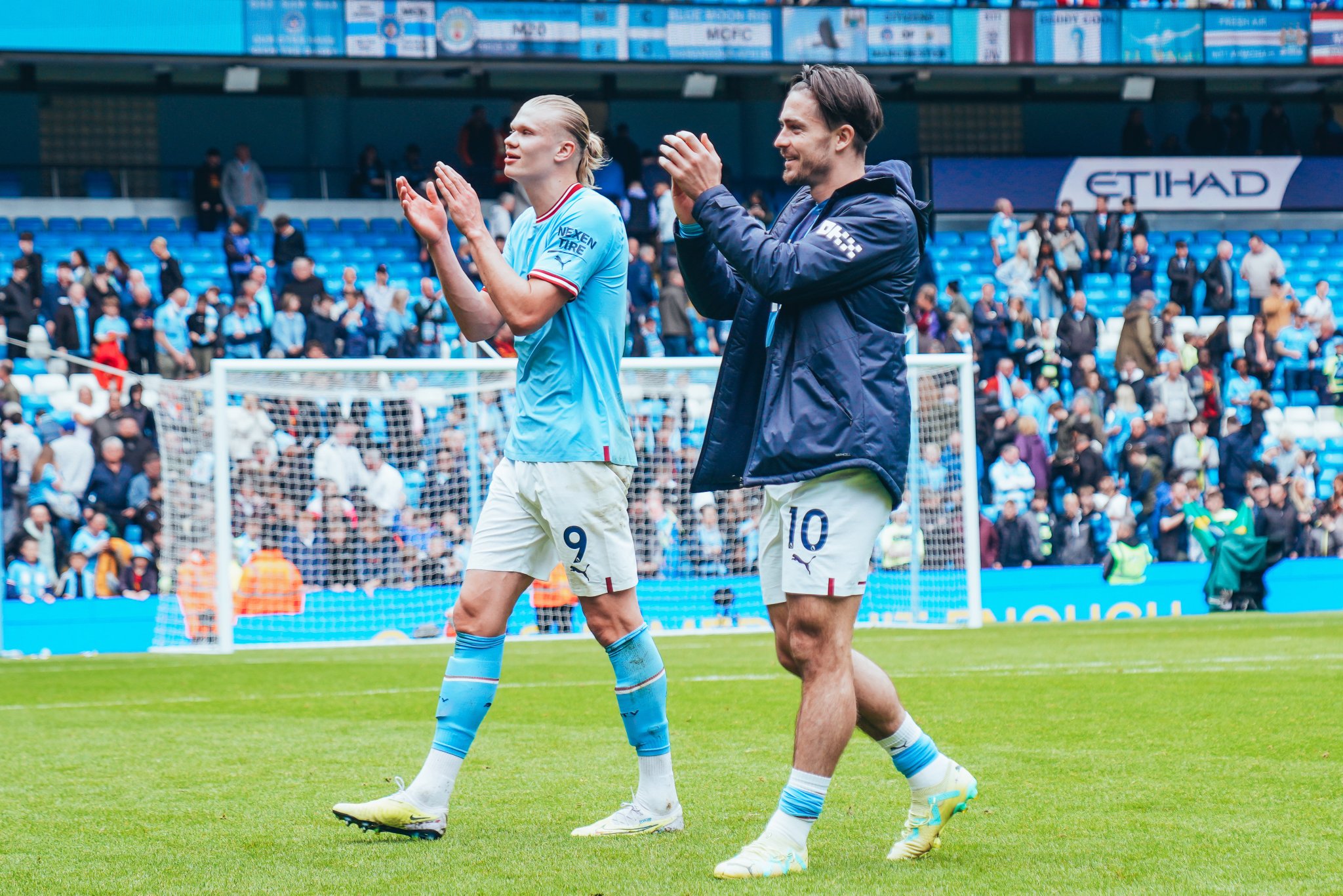 You are currently viewing Manchester City 2-1 Leeds (English Premier League)