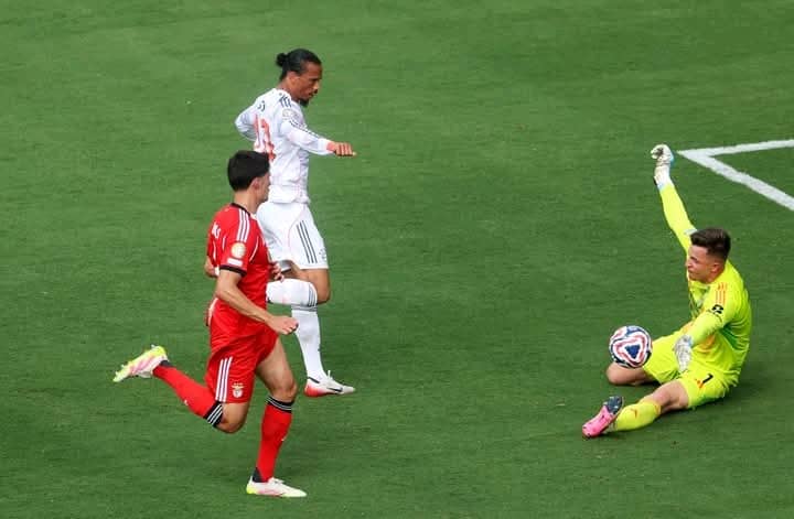 Read more about the article Benfica 1-0 Bayern Munich (CWC)