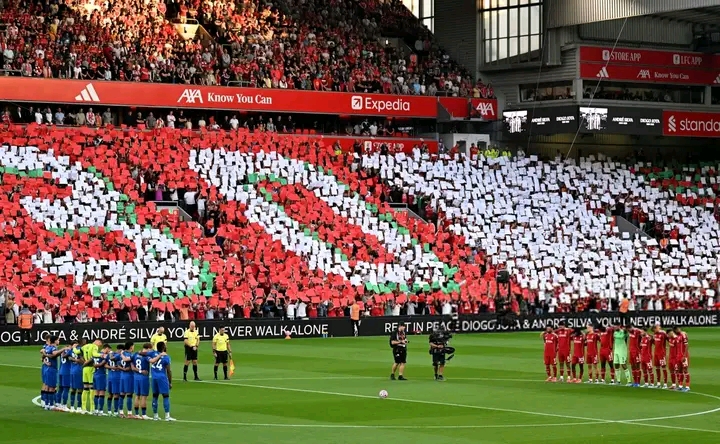 Liverpool 4-2 Bournemouth
A minute silence for Jota